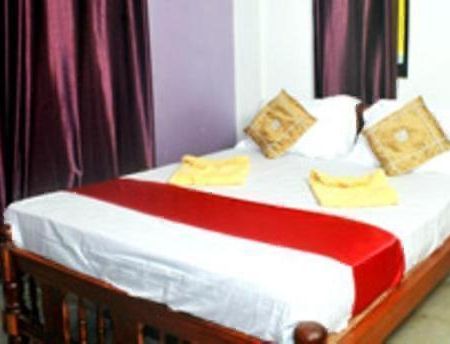 Calangute Beach Side Hotel Экстерьер фото