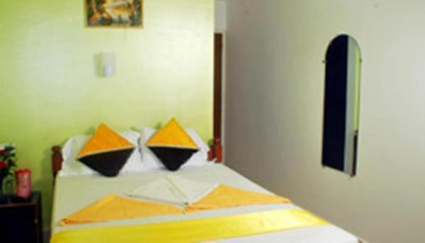 Calangute Beach Side Hotel Экстерьер фото
